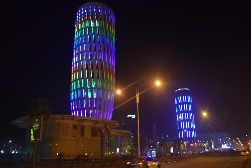 Orbi Sea Towers Apart Hotel Batoumi Extérieur photo